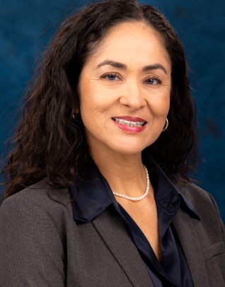 Headshot of Veronica Quezada