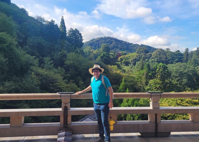 A photo of Zachary in Kiyomizu-dera